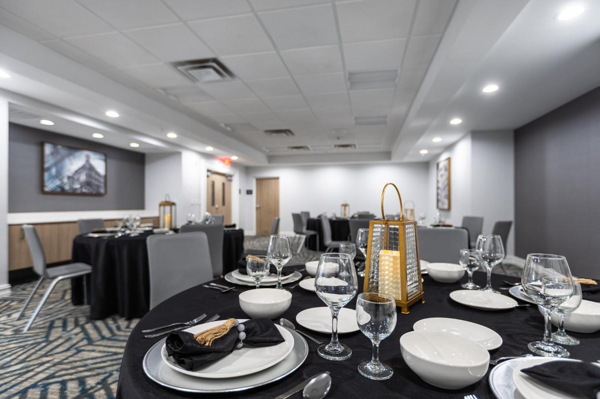 Holiday Inn Anderson By Ihg Экстерьер фото
