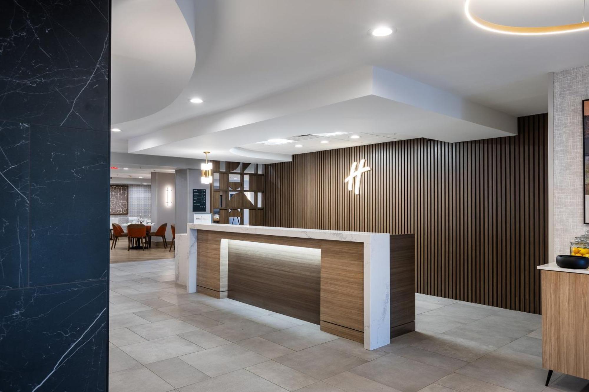 Holiday Inn Anderson By Ihg Экстерьер фото