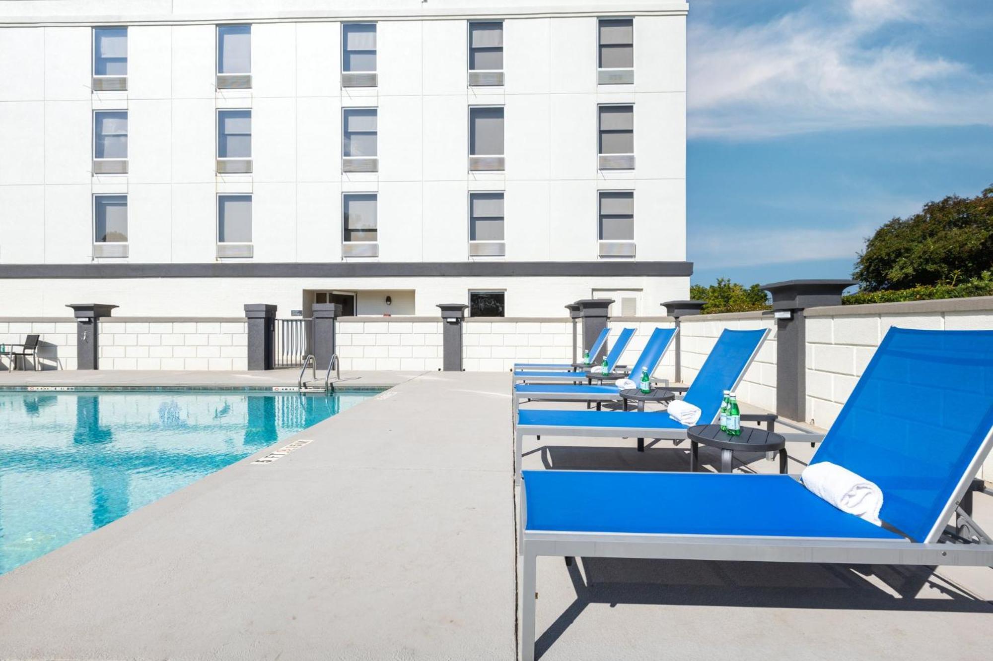 Holiday Inn Anderson By Ihg Экстерьер фото