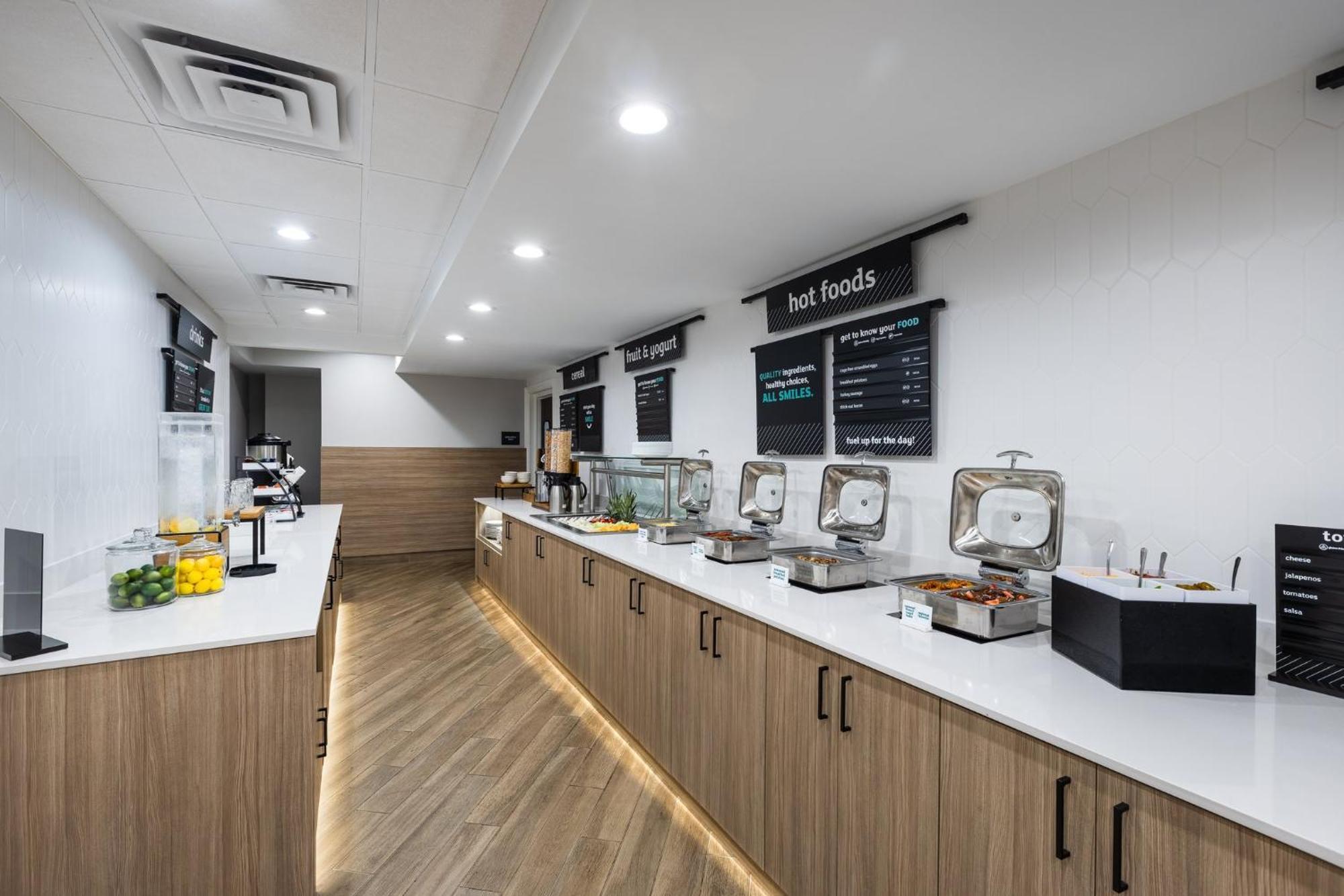 Holiday Inn Anderson By Ihg Экстерьер фото