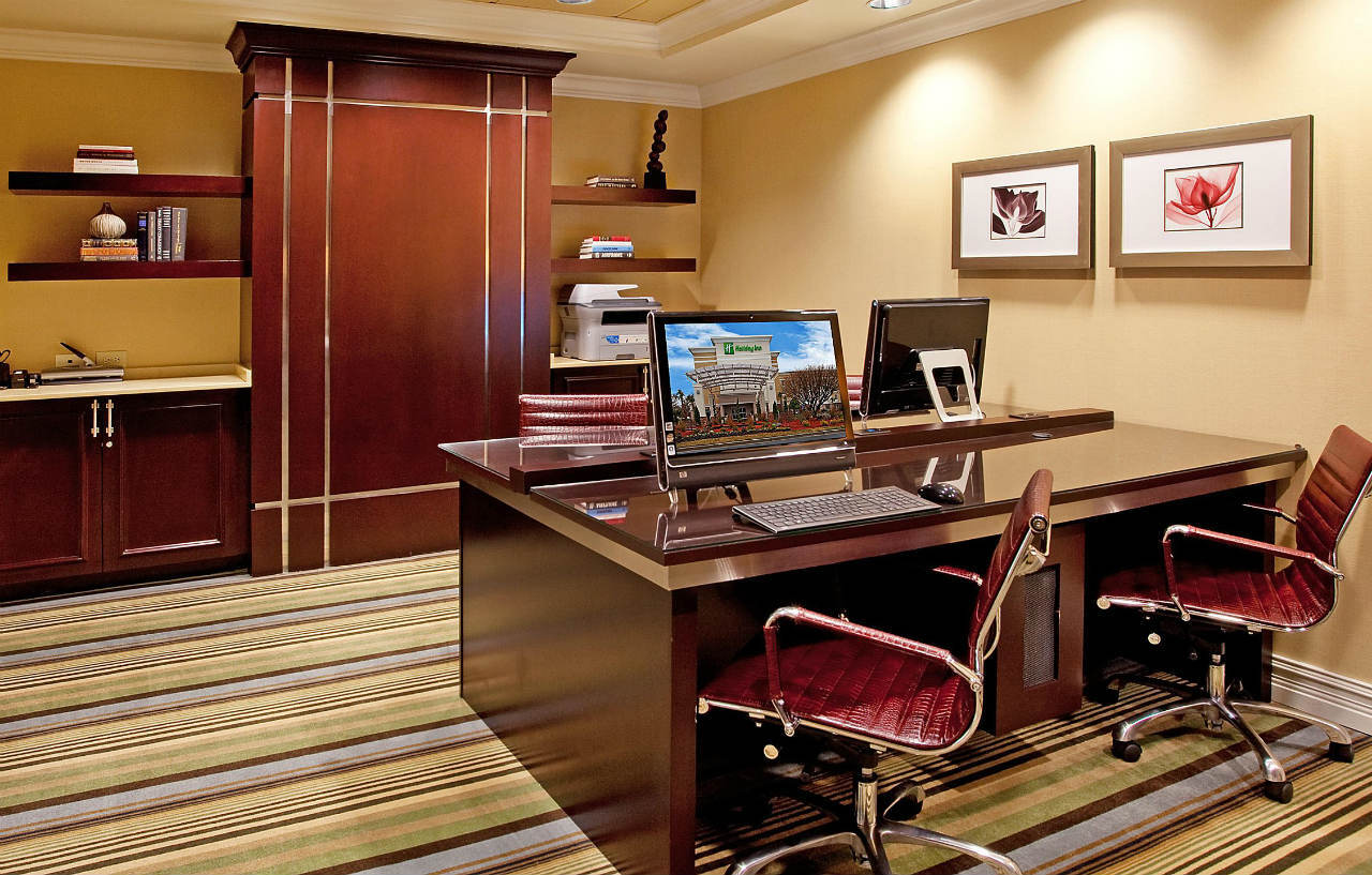 Holiday Inn Anderson By Ihg Экстерьер фото